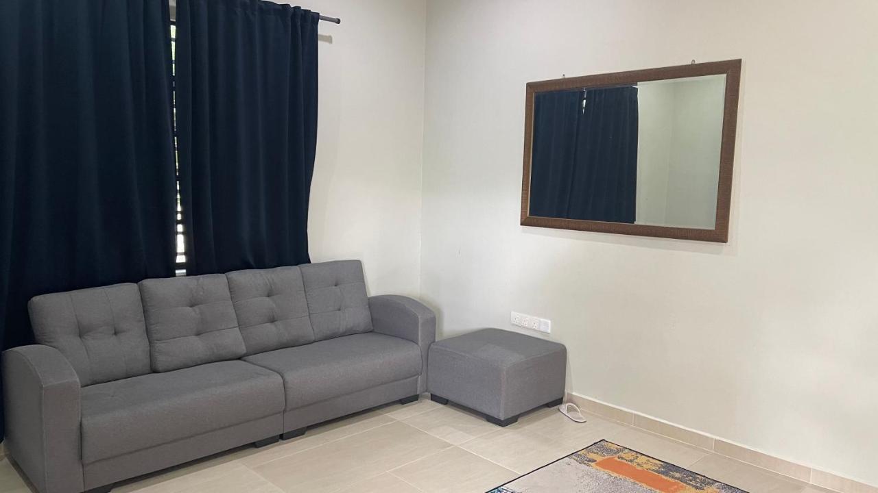 Nikmat Homestay Riyadh Kampong Tuan Mandak Exterior foto